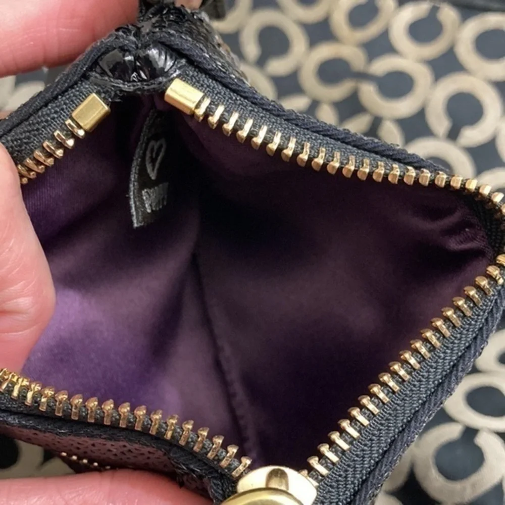 Coach vintage y2k black poppy hearts sequins evening wristlet bag rare
